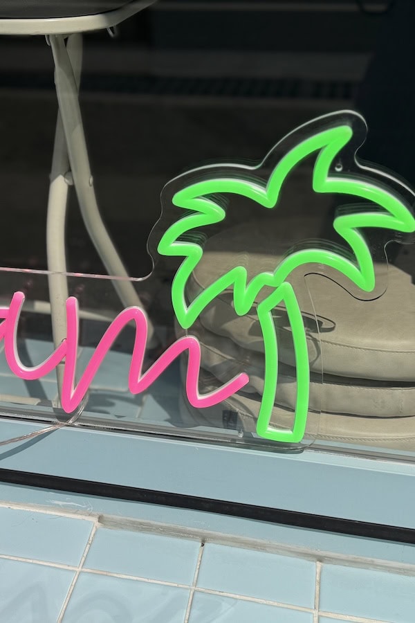 Miami palm tree neon sign