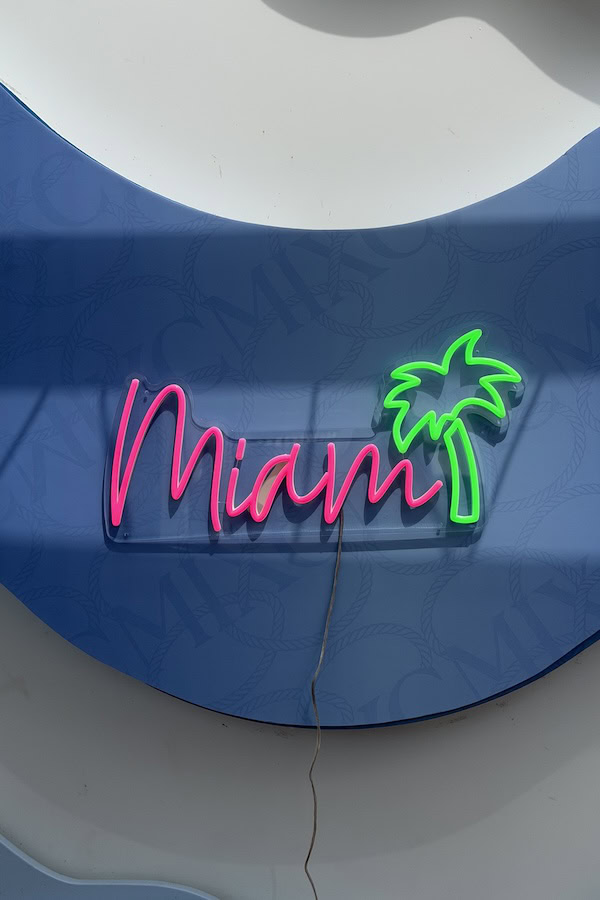Miami pink and green neon sign